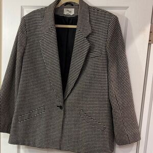 Vintage Women's Alicia black and white houndstooth Blazer size 18